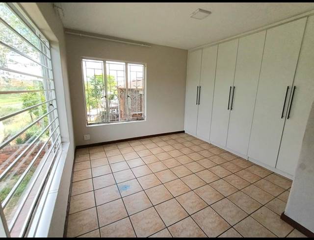 2 BEDROOM PROPERTY TO RENT IN LAUDIUM